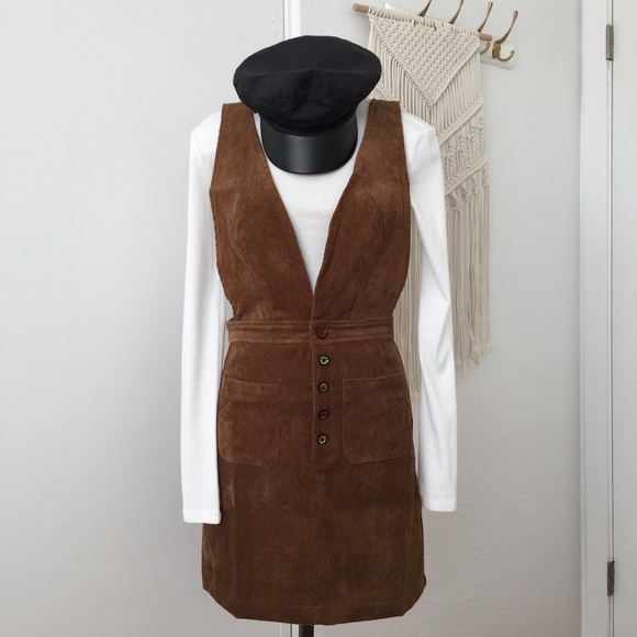 ❗️One Left❗️NWT Dark Brown Corduroy Overalls - Picture 3 of 3